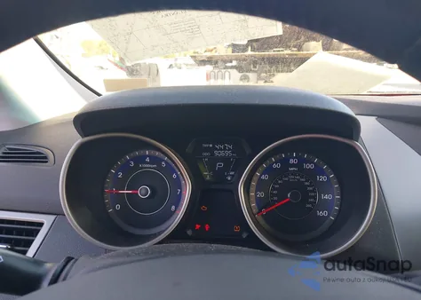 2013 Hyundai Elantra Limited z USA, uszkodzony, nr VIN KMHDH4AE9DU662634